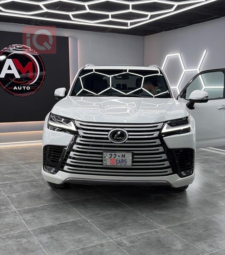 Lexus LX